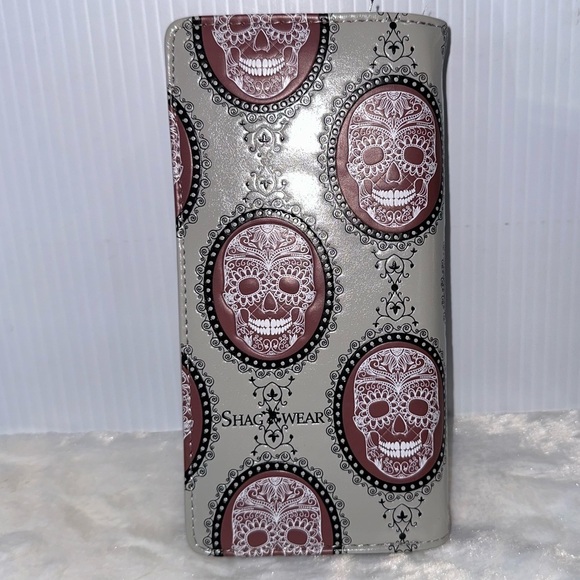 Shag Wear Canada Skull Embossed Large Zip Wallet NWOT - Picture 6 of 7